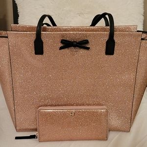 *NWT* Beautiful, handbag and wallet